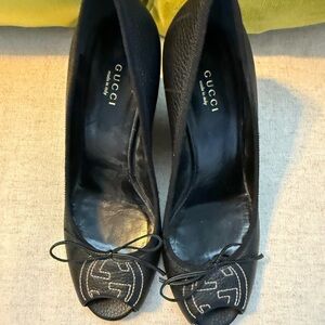 GUCCI Leather Wedge.